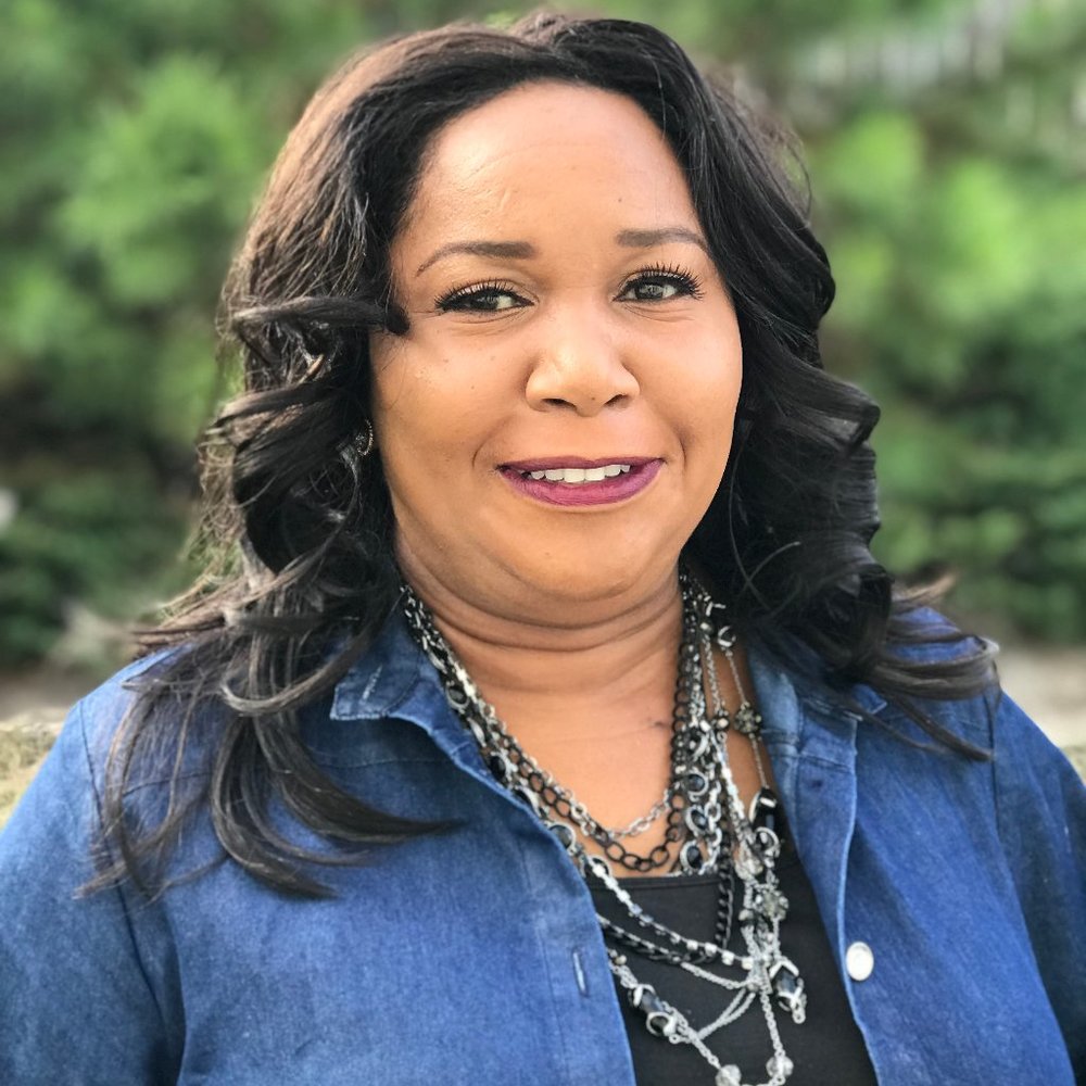 Meet your Posher, Angela